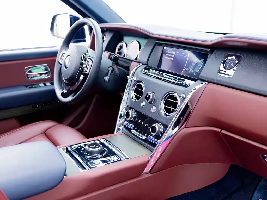 Rolls-Royce Cullinan 2021 из CN, фото 4