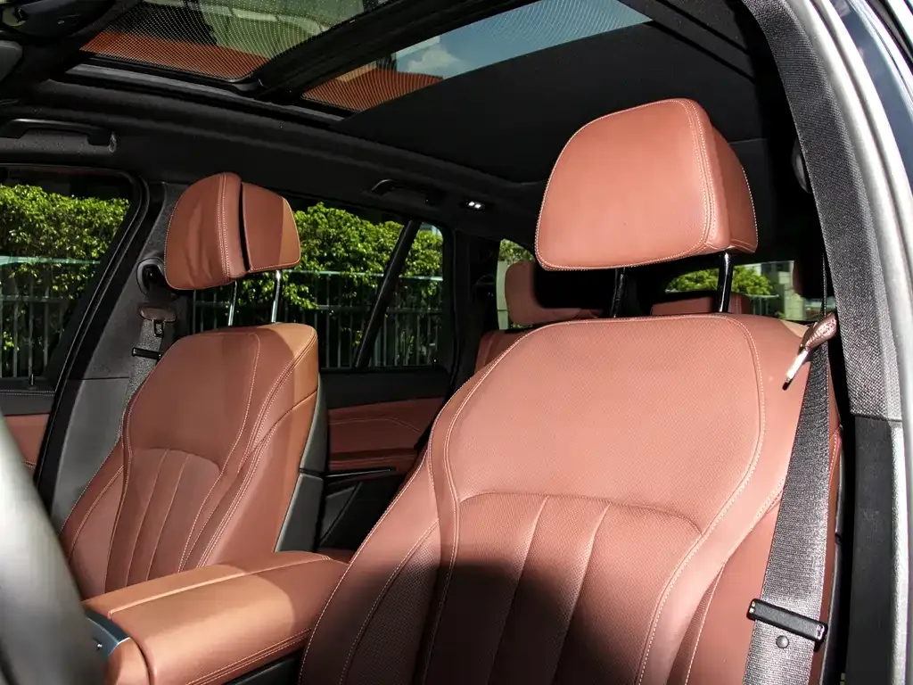 BMW X5 (Import) — фото 6