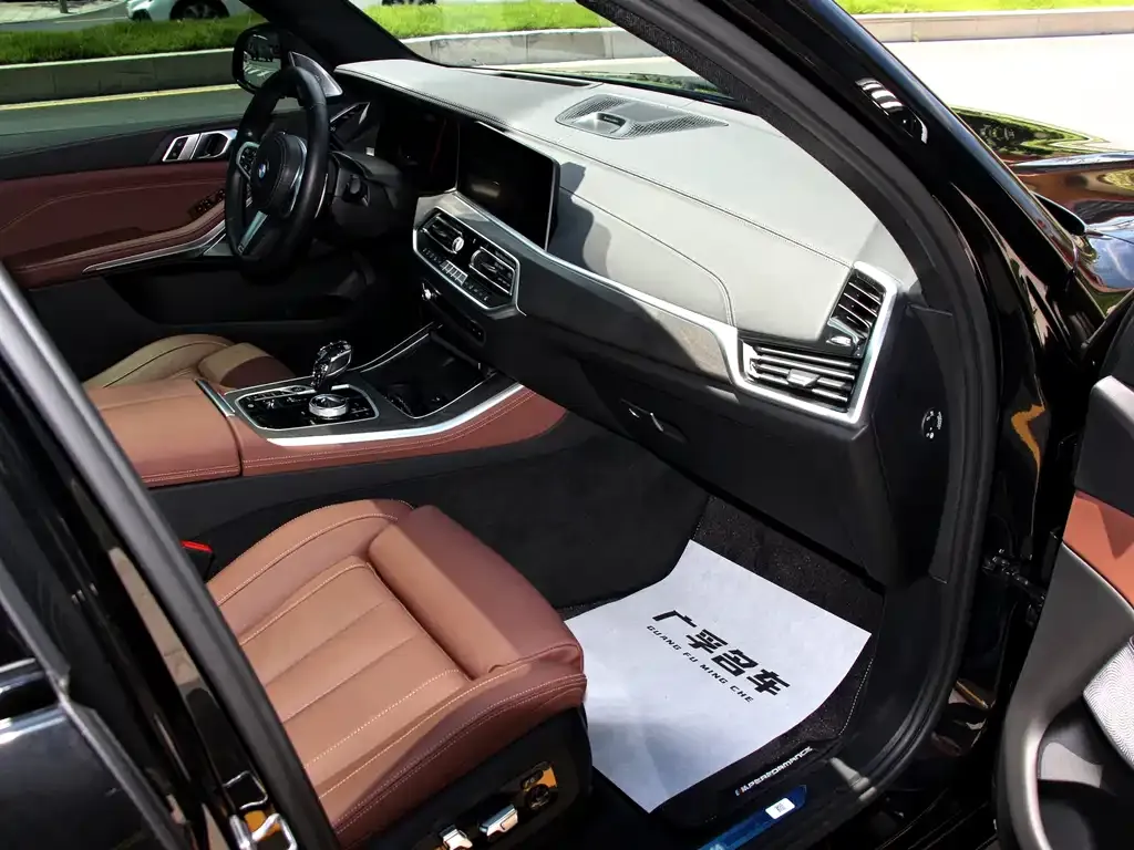 BMW X5 (Import) — фото 8