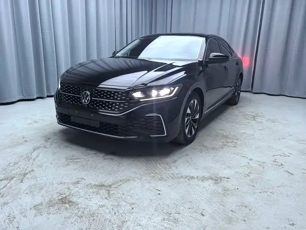 Volkswagen Passat 2022 из CN, фото 1