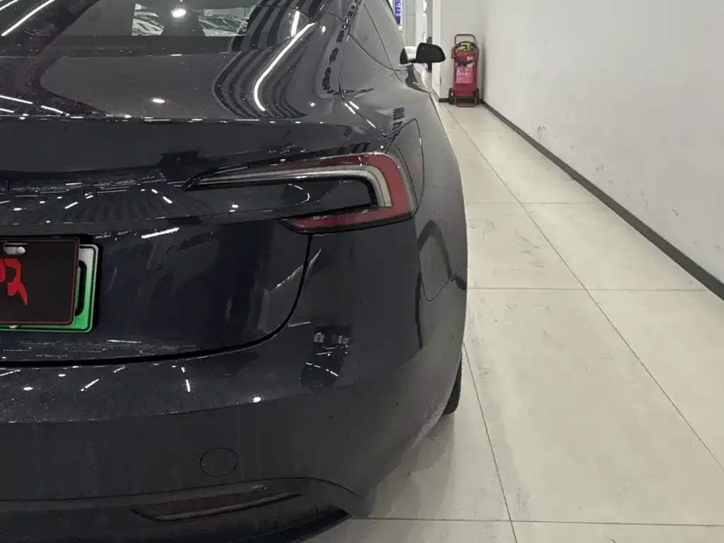 Tesla Model 3 2024 из CN, фото 7