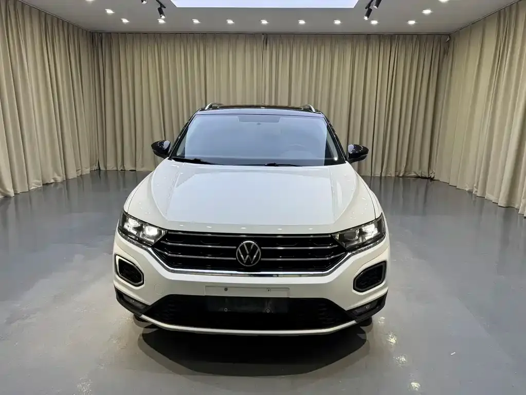 Volkswagen T-Roc — фото 2