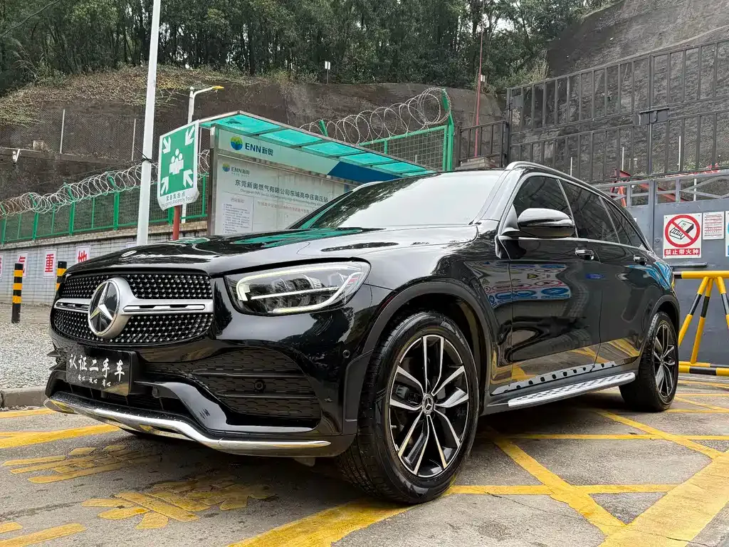 Mercedes-Benz GLC — фото 1