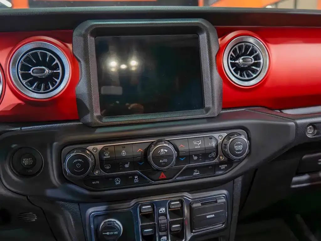 Jeep Wrangler — фото 2