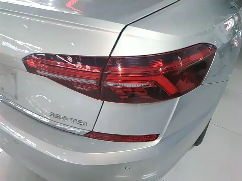 Volkswagen Passat — фото 6