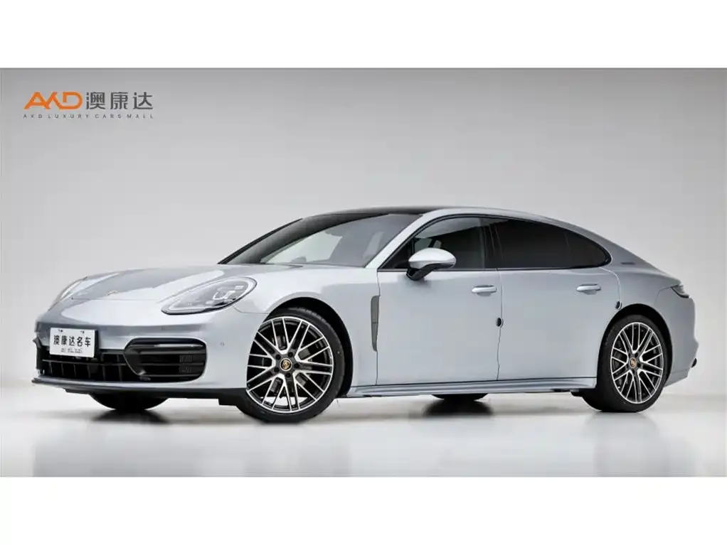 Porsche Panamera — фото 1