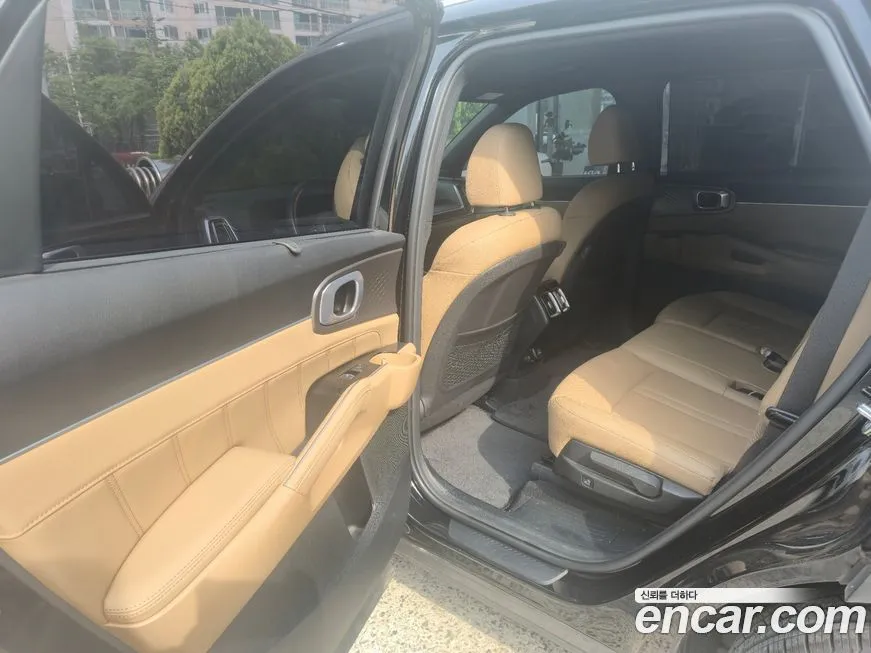Kia Sorento — фото 4
