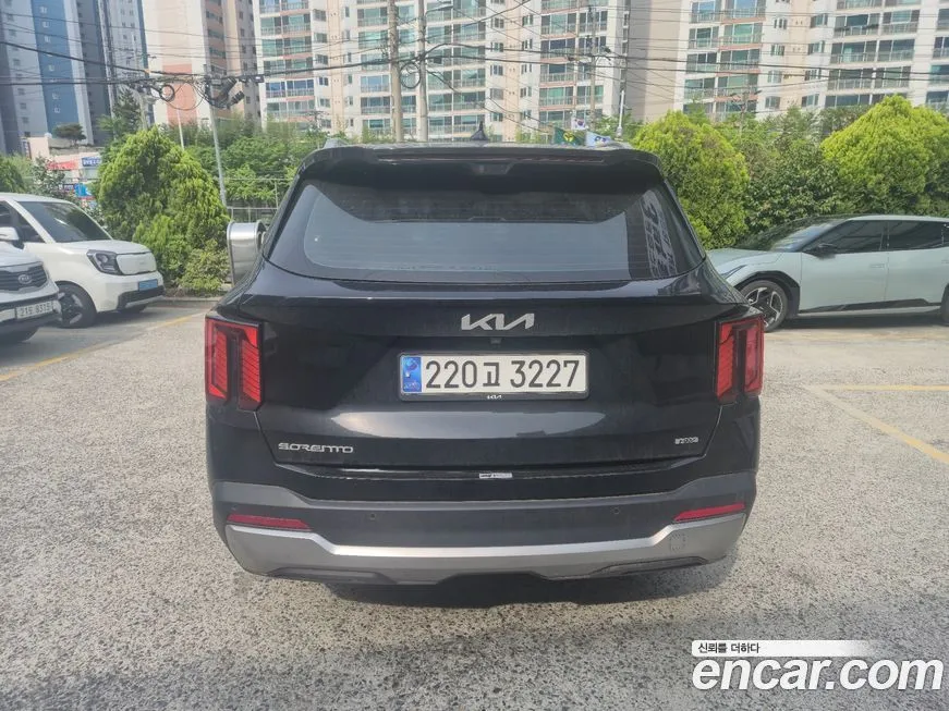 Kia Sorento — фото 9