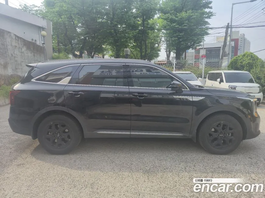 Kia Sorento — фото 7