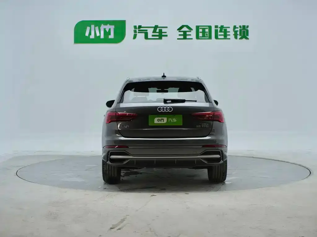 Audi Q3 — фото 7