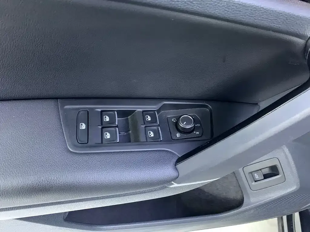 Volkswagen Tayron 2023 из CN, фото 10