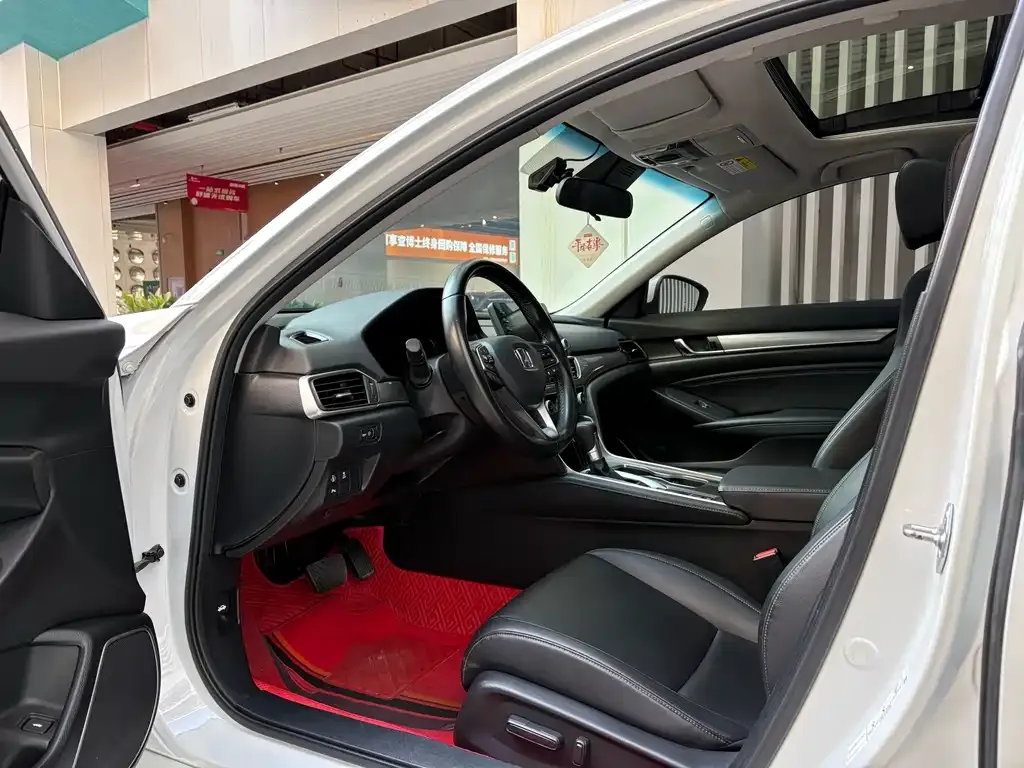 Honda Accord — фото 5