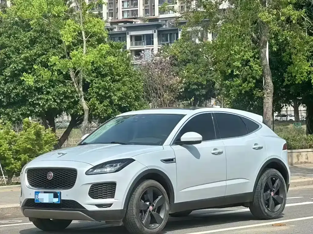 Jaguar E-PACE