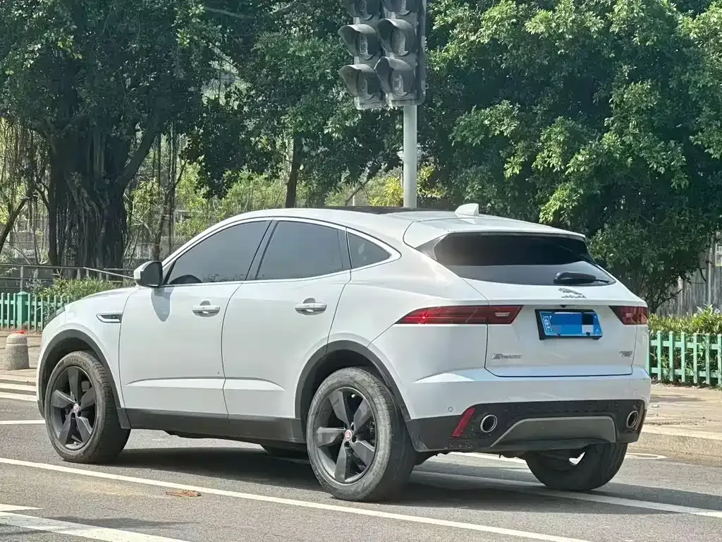 Jaguar E-PACE 2021 из CN, фото 9