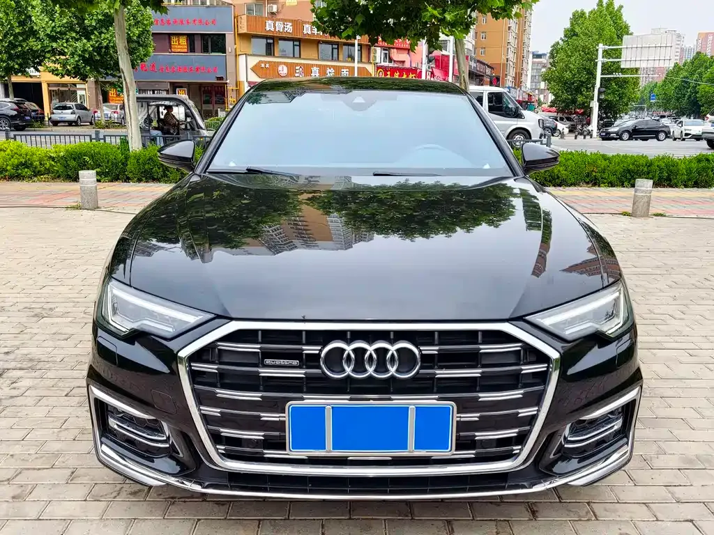 Audi A6L — фото 8