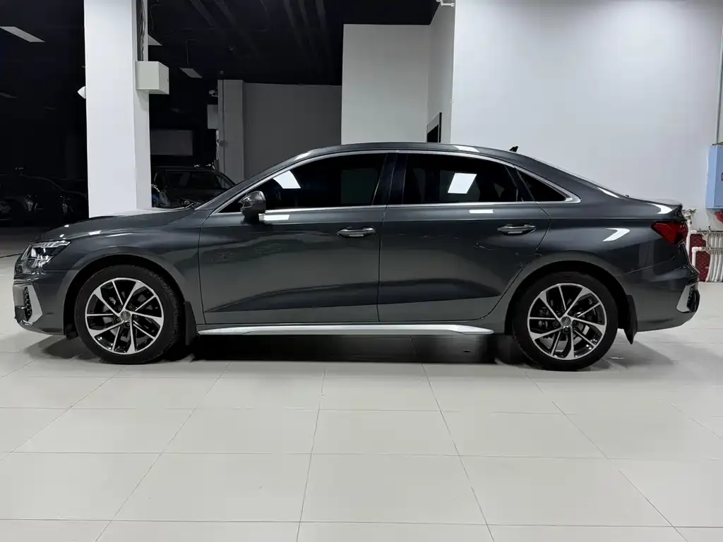 Audi A3 2021 из CN, фото 2