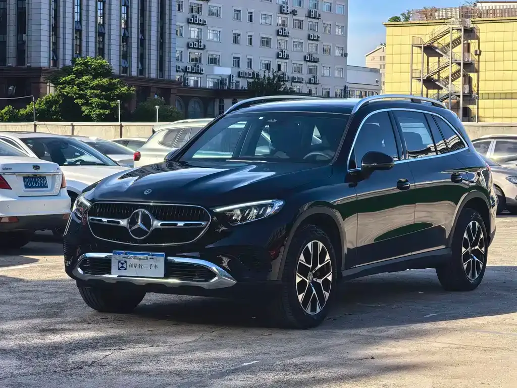 Mercedes-Benz GLC — фото 10