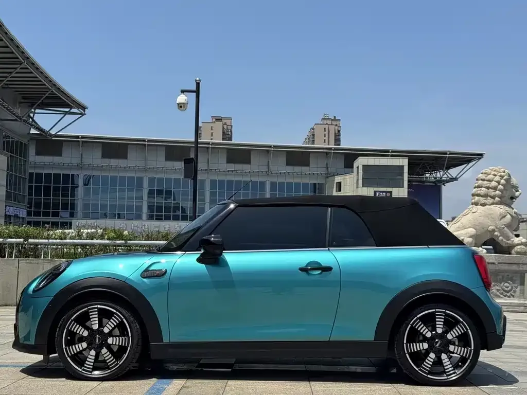 MINI Cooper (3-door) 2023 из CN, фото 6