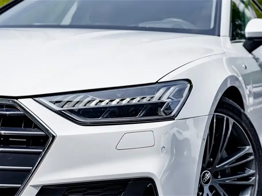 Audi A7 2023 из CN, фото 2
