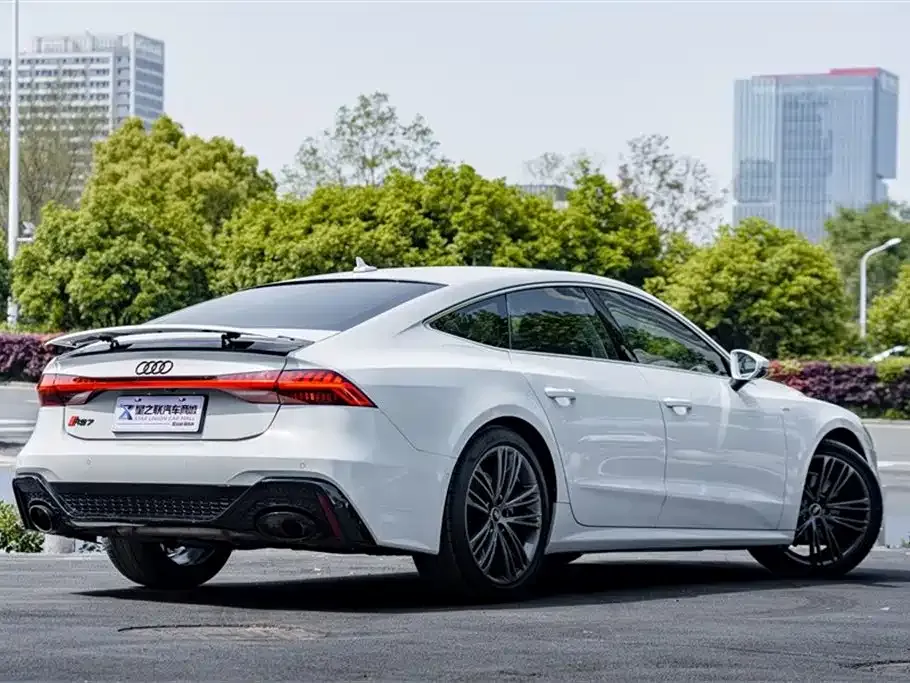 Audi A7 2023 из CN, фото 5
