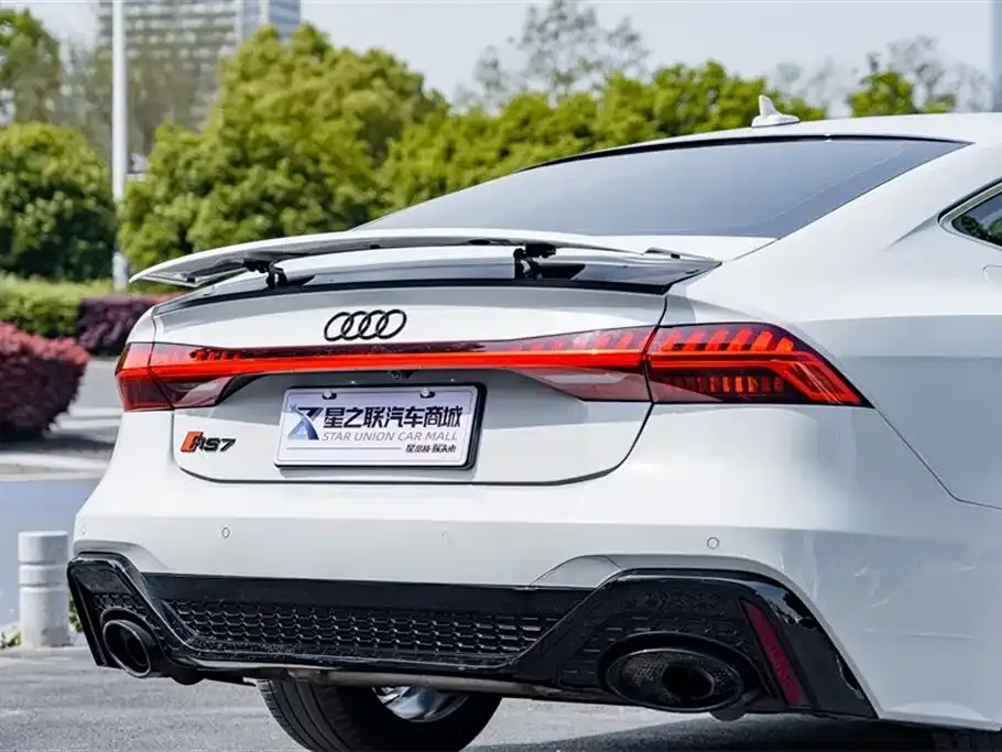 Audi A7 2023 из CN, фото 7