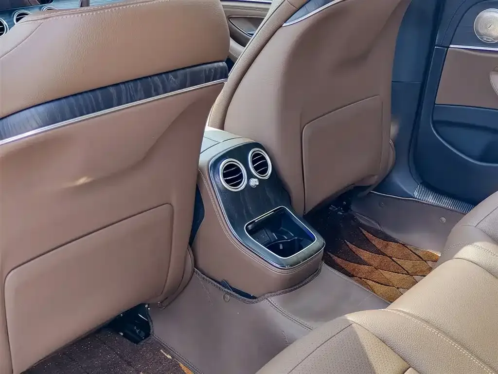 Mercedes-Benz E-Class 2021 из CN, фото 2