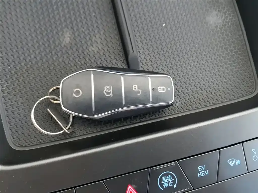 BYD Qin PLUS 2026 из CN, фото 7