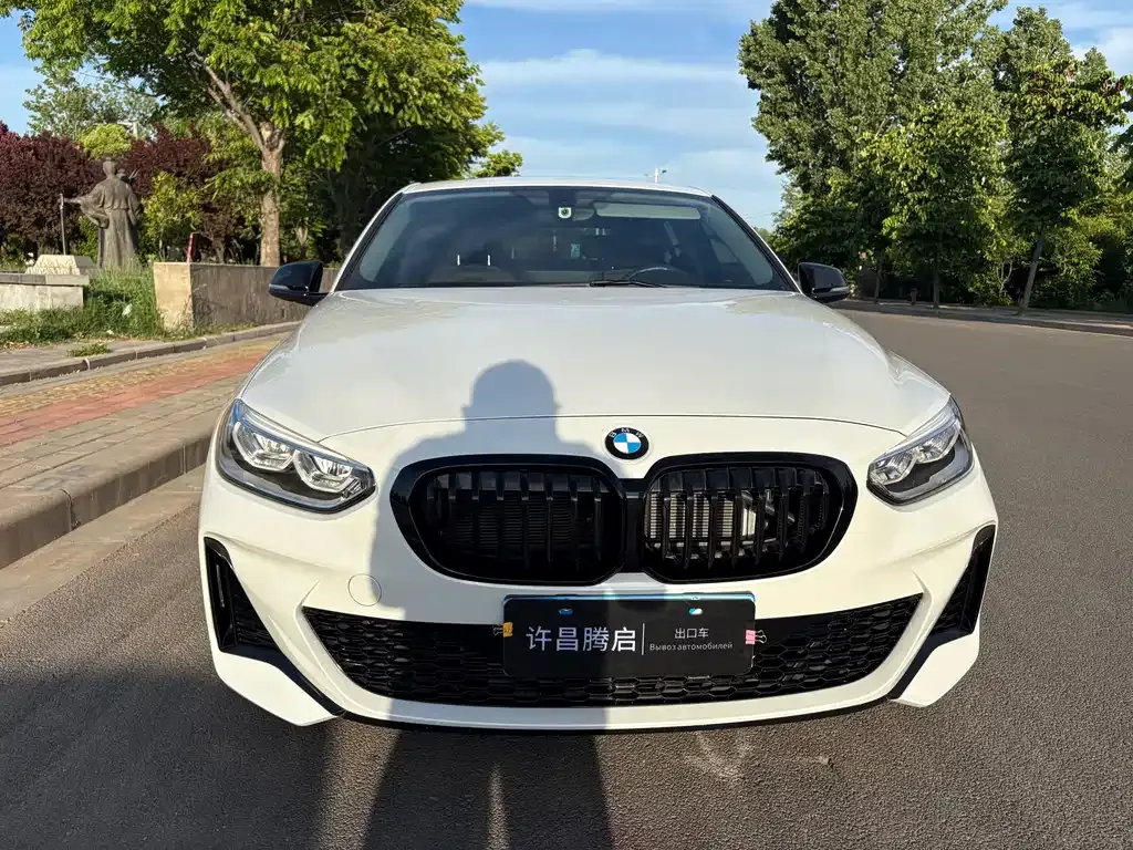 BMW 1 Series 2023 из CN, фото 4