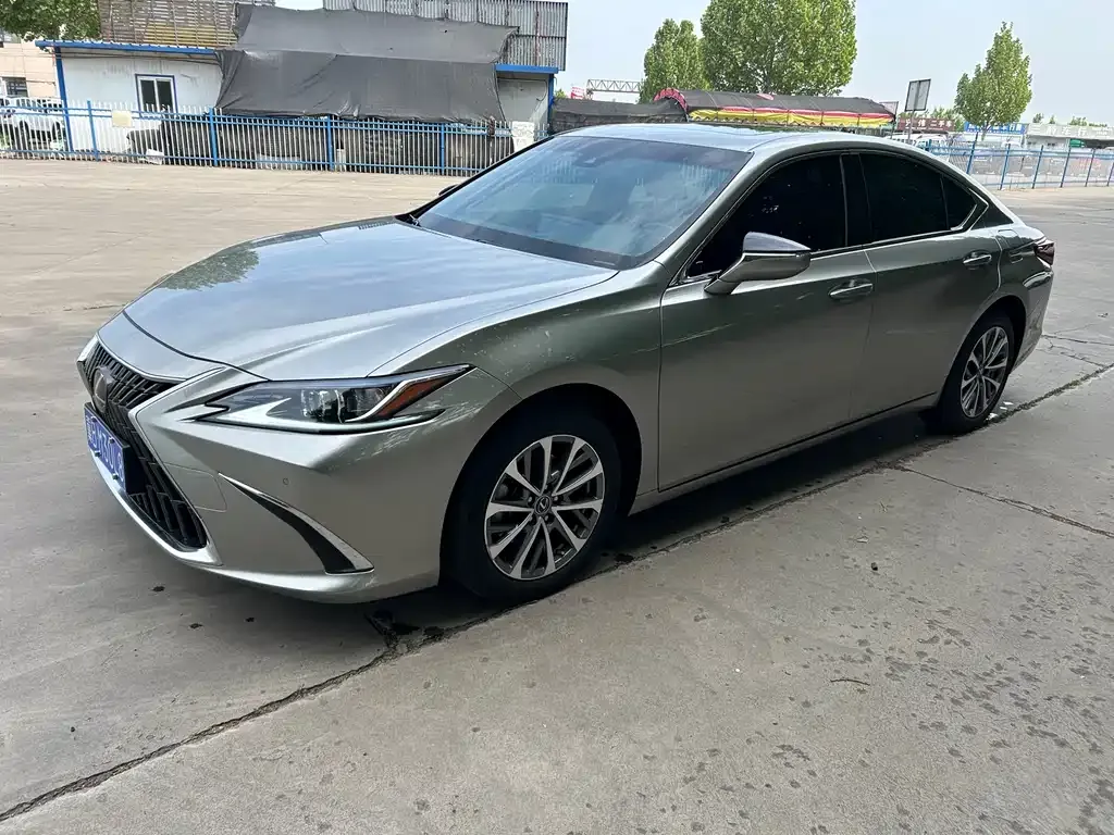 Lexus ES 2024 из CN, фото 1