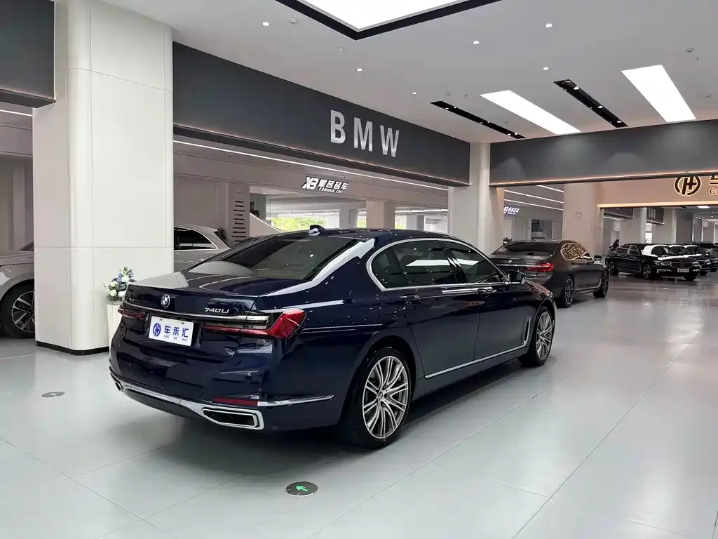 BMW 7 Series 2021 из CN, фото 3