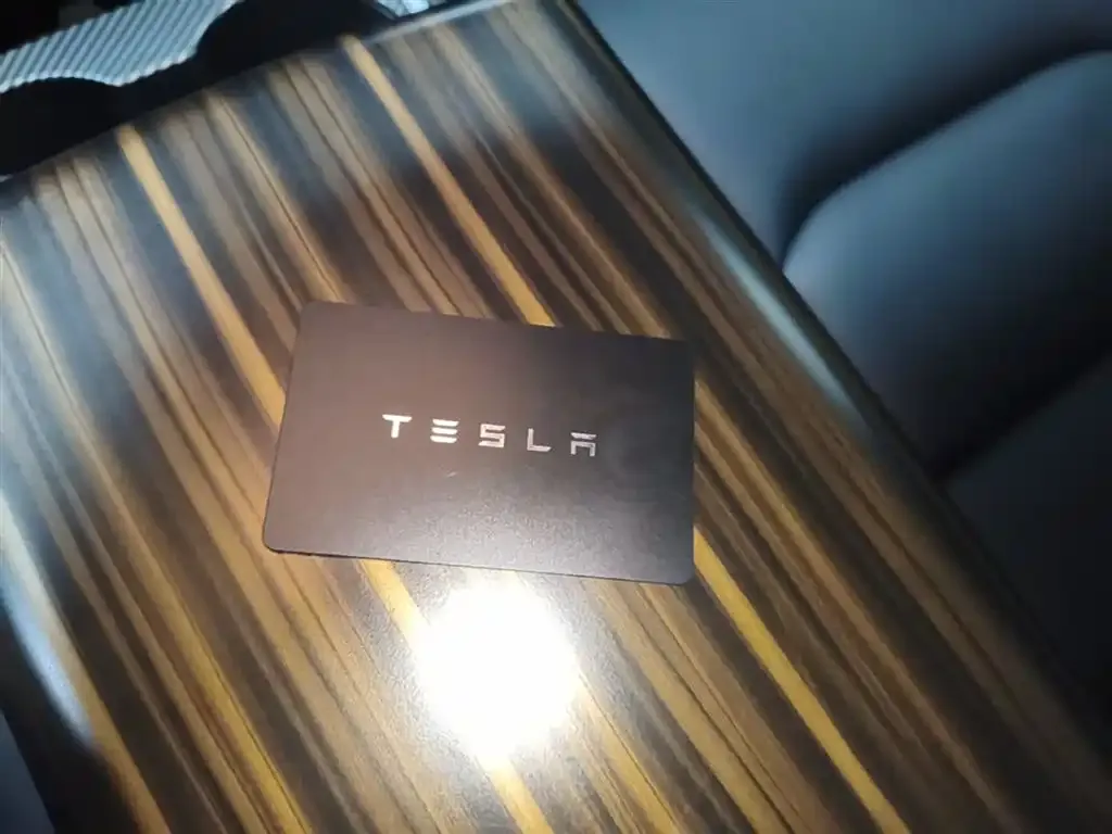 Tesla Model Y 2024 из CN, фото 2