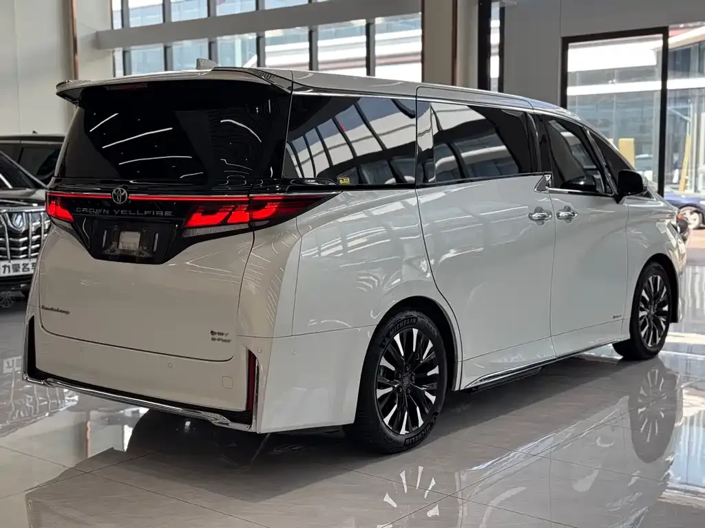Toyota Vellfire 2025 из CN, фото 5