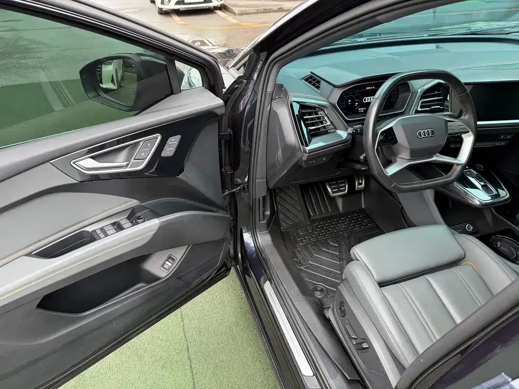 Audi Q4 e-tron 2024 из CN, фото 6