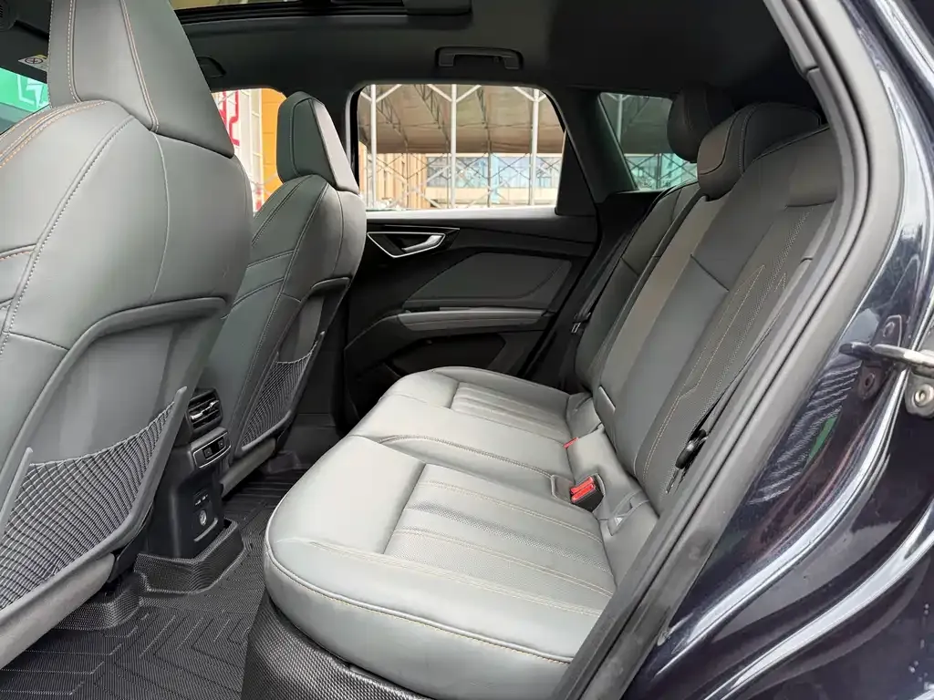Audi Q4 e-tron 2024 из CN, фото 2