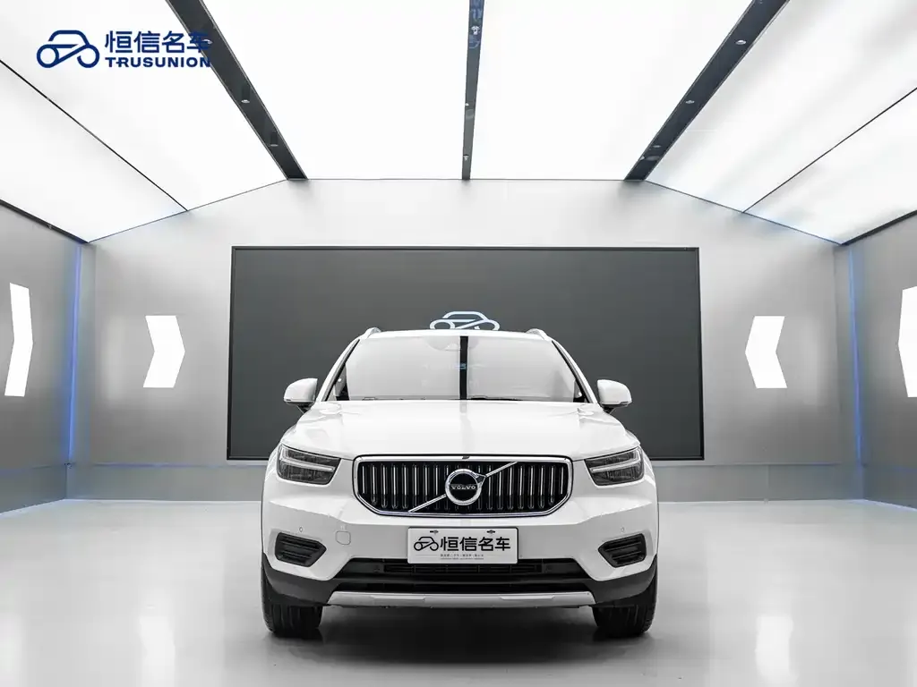 Volvo XC40 2021 из CN, фото 3