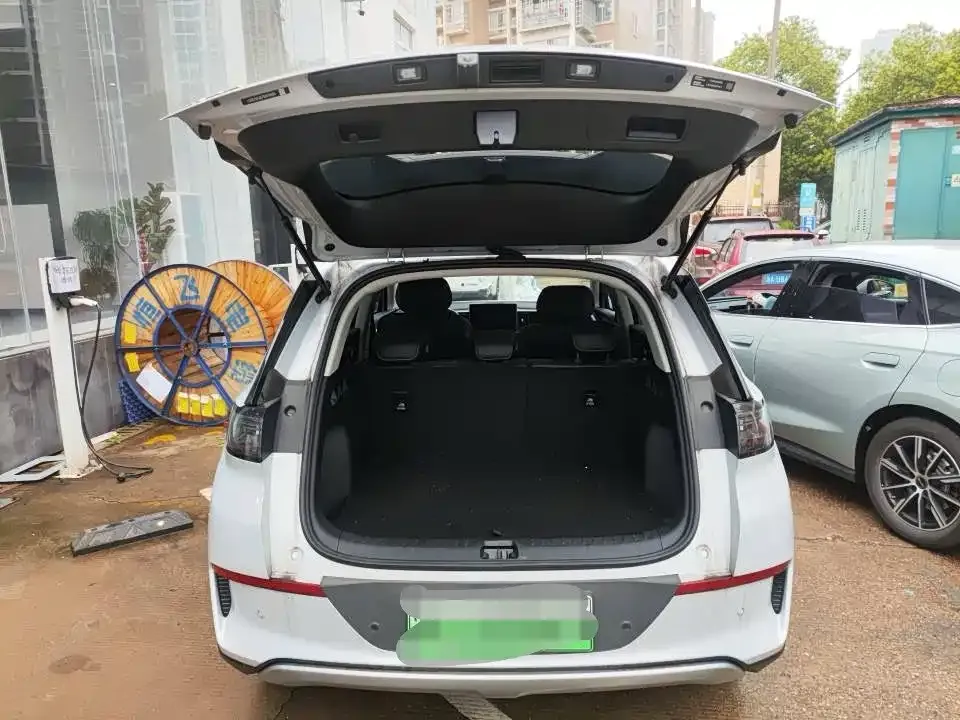 BYD Hiace 05 EV — фото 4