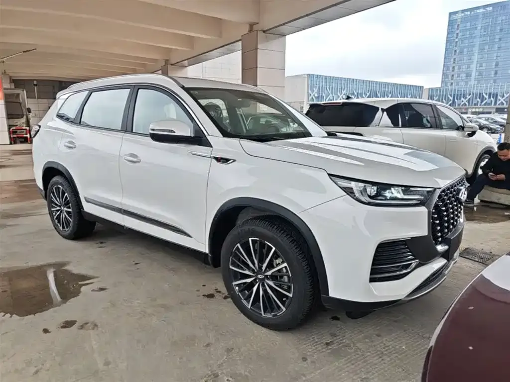 Chery Tiggo 8 PLUS — фото 5