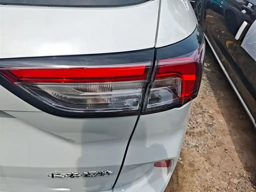 Ford Escape 2023 из CN, фото 3