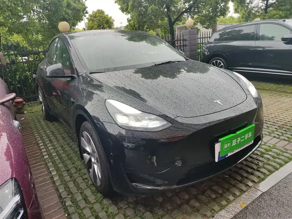 Tesla Model Y — фото 4