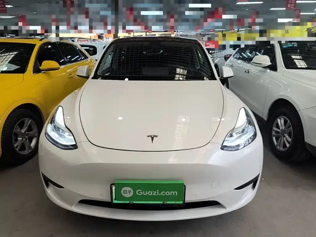 Tesla Model Y 2023 из CN, фото 9