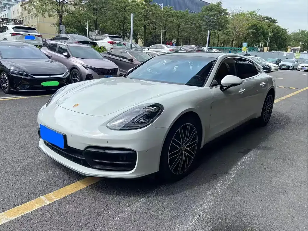 Porsche Panamera 2022 из CN, фото 1
