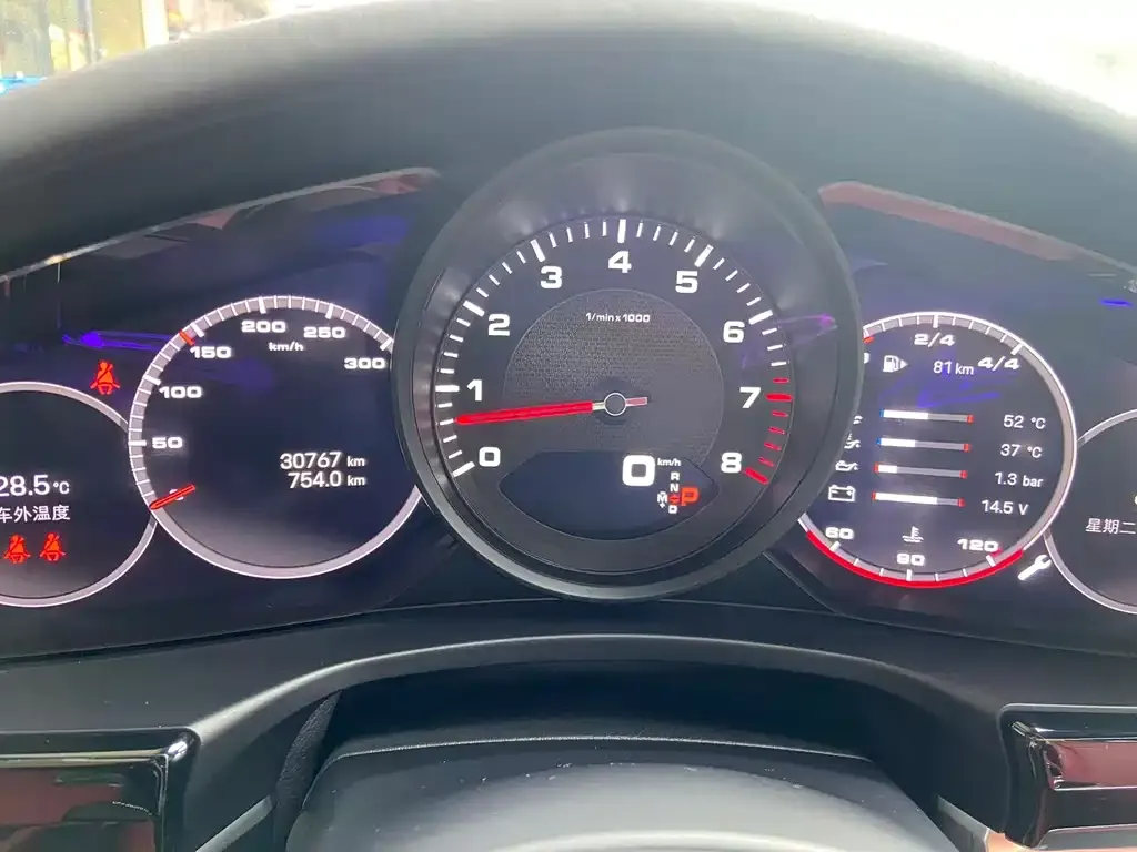 Porsche Panamera 2022 из CN, фото 3
