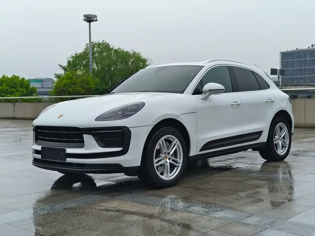 Porsche Macan — фото 1