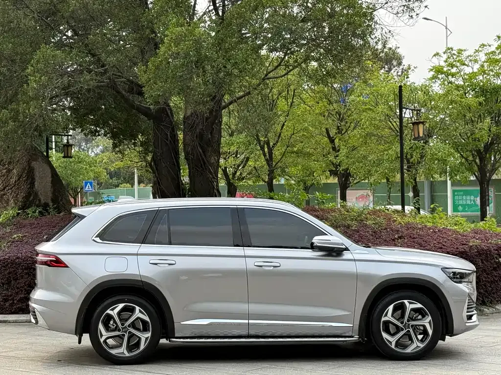 Geely Xingyue L — фото 10