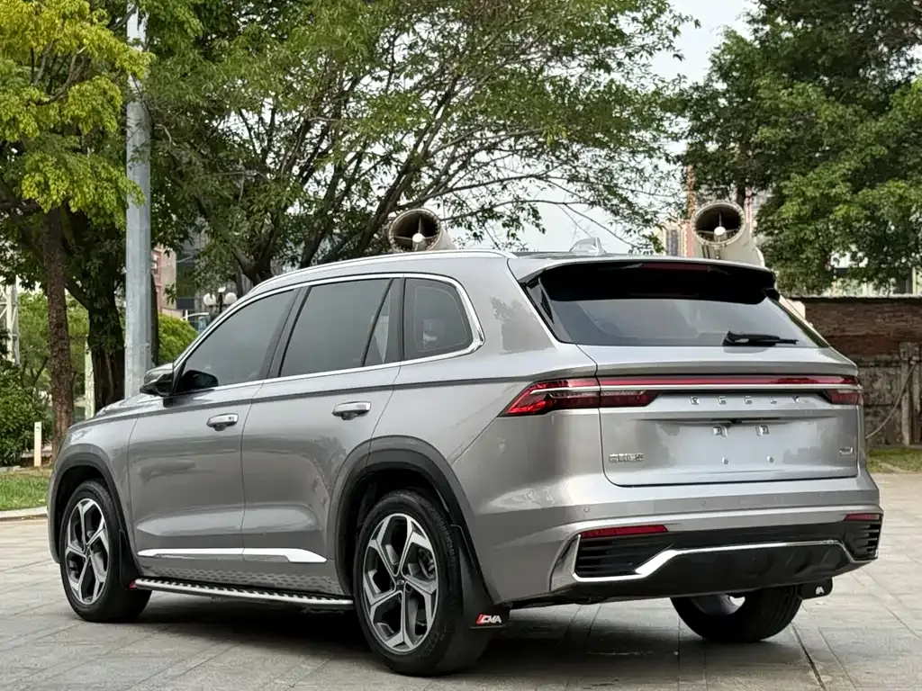Geely Xingyue L — фото 9