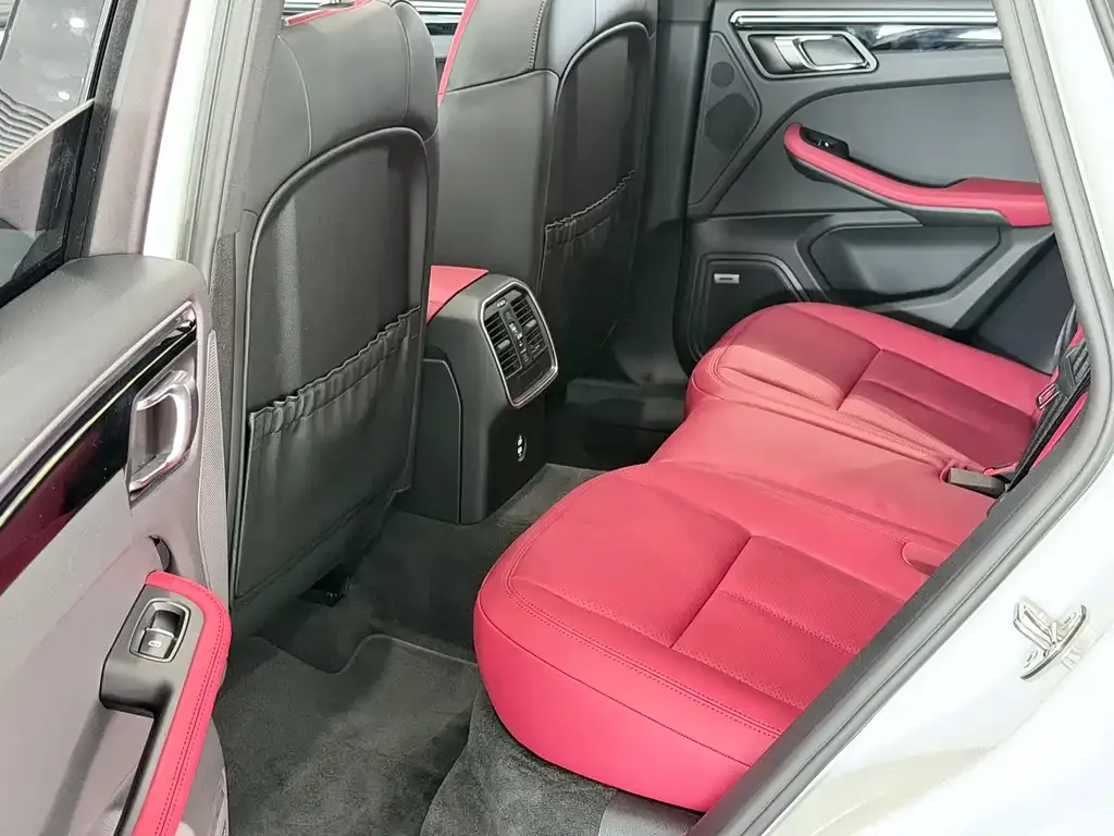 Porsche Macan 2021 из CN, фото 9