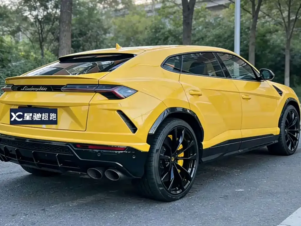 Lamborghini Urus — фото 2