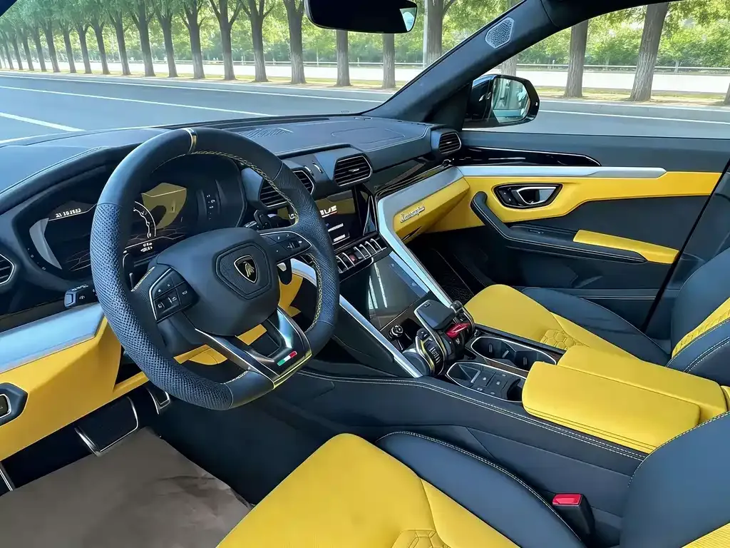 Lamborghini Urus — фото 4