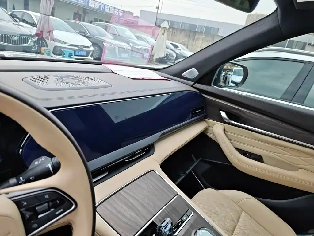 Geely Xingyue L 2024 из CN, фото 2