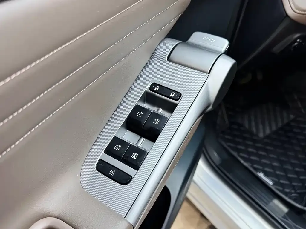 GAC Motor Trumpchi GS4 2024 из CN, фото 8